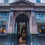 Hub London City Bank